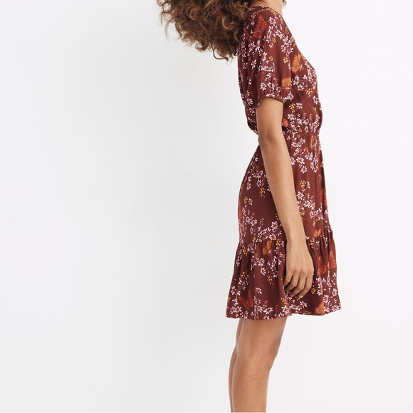 Madewell Ruffle-Wrap Dress in Windowbox Floral - Picture 5 of 9